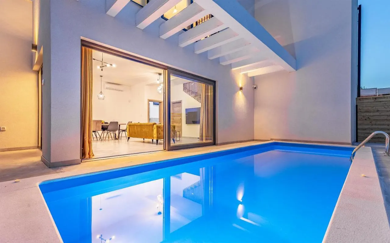 Villa Rougemarin - Marin With Private Pool Medulin