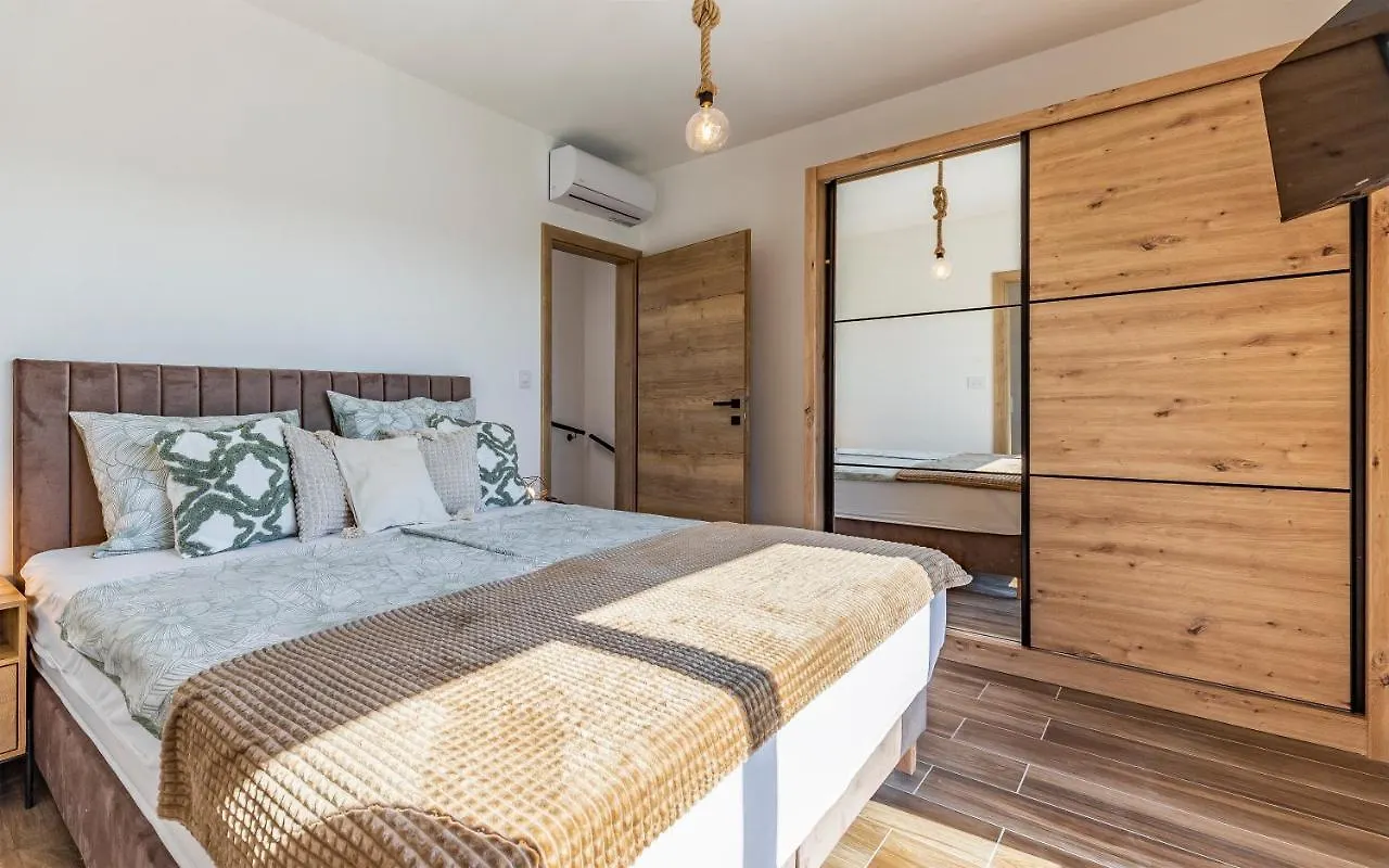 Villa Rougemarin - Marin With Private Pool Medulin Croatia