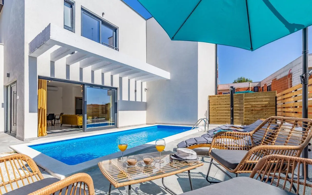 Villa Rougemarin - Marin With Private Pool Medulin Croatia