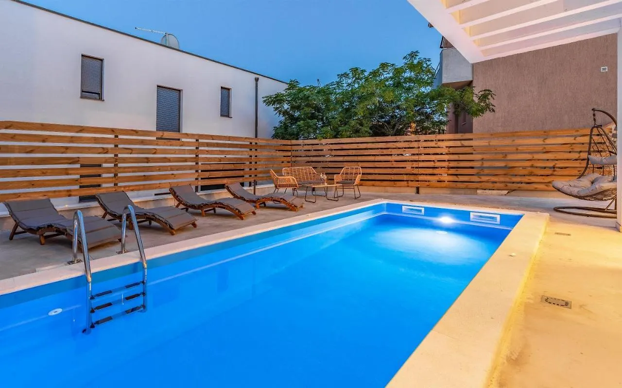 Villa Rougemarin - Marin With Private Pool Medulin