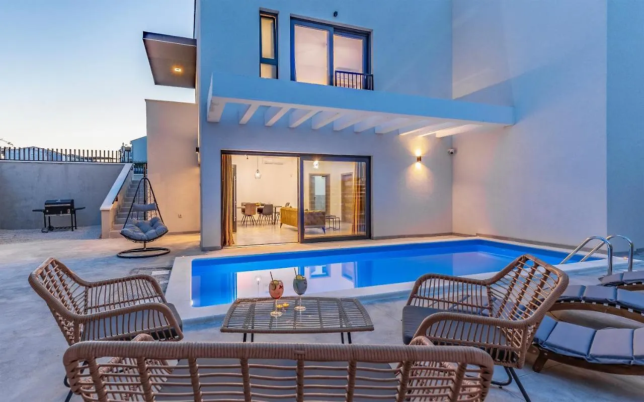 Villa Rougemarin - Marin With Private Pool Medulin